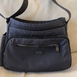 LUG Crossbody Infinity Shimmy w/ RFID